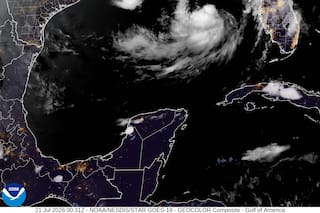 La tormenta tropical Bertha avanza en el Golfo de México hacia Florida y Alabama