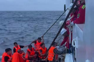 Suben a 48 los sobrevivientes tras el naufragio de un barco vietnamita en el mar de China Meridional