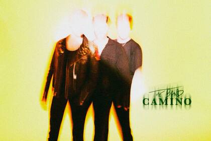 En esta portada proporcionada pro dblblk/Elektra el álbum homónimo de The Band Camino. (dblblk/Elektra via AP)