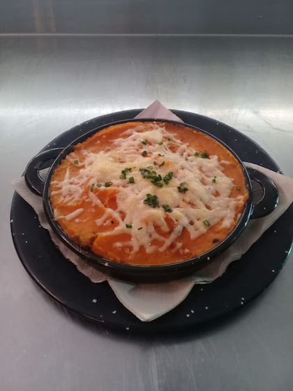 En esta receta, el pastel de cordero lleva cerveza negra.