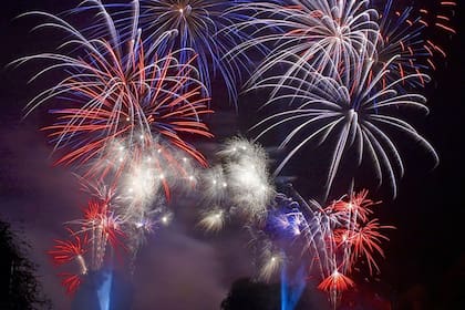 En estados como Texas, existen regulaciones sobre cómo y a qué hora usar pirotecnia por el 4 de julio. Foto: Pixabay