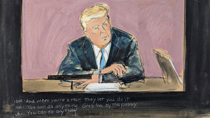 En este dibujo del tribunal, el video de testimonio de Donald Trump es reproducido en una pantalla, el jueves 4 de mayo de 2023, en la corte federal de Manhattan, en Nueva York (Elizabeth Williams via AP)