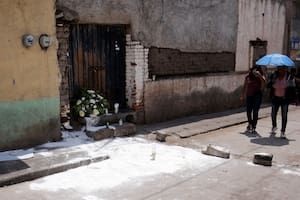 En este lugar asesinaron hoy a Israel Delgado, uno de los candidatos en un municipio de Michoacán (AFP)