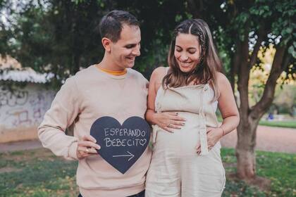 En febrero de este año, la pareja de Daniella Mastricchio y Matías Fabiani anunció que estaba esperando un bebé