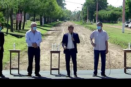 En febrero pasado, el gobernador de la provincia de Buenos Aires, Axel Kicillof, anunció un plan de mejoramiento de caminos rurales por $6500 millones