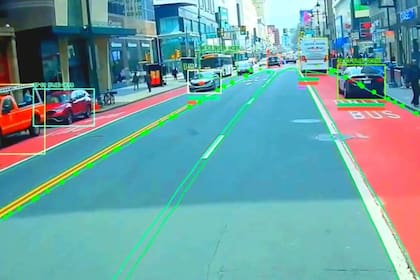 En Filadelfia, una ley busca eliminar estacionamientos ilegales, ya que podría reducir hasta 30 horas anuales de retraso para pasajeros