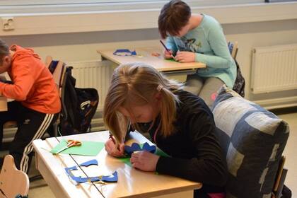 En Finlandia, los estudiantes tienen pocas evaluaciones.