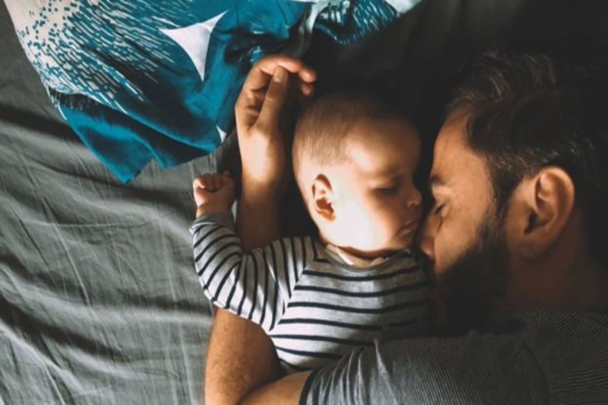 En Finlandia padre y madre recibirán un permiso laboral pagado de casi siete meses.