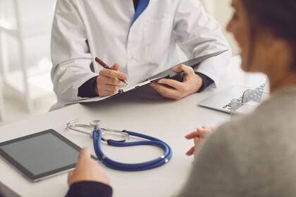 En Florida, la cobertura de Medicaid es integral e incluye servicios como consultas médicas, atención hospitalaria, cobertura de medicamentos recetados, chequeos y más