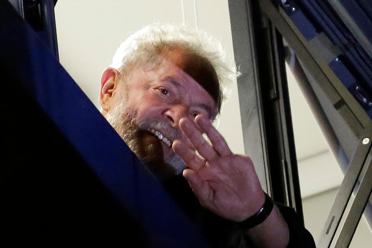 En fotos: así fue la última noche de Lula Da Silva antes de ir a prisión