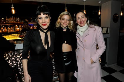 En fotos: de la fiesta de fin de las grabaciones de ATAV 2 al viaje de Jimena Barón a Orlando