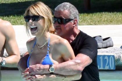 En fotos: de los mimos en la pileta de Sylvester Stallone y Jennifer Flavin al romántico día de playa de Heidi Klum en Cerdeña