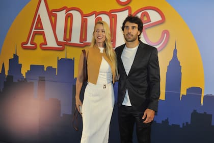 En fotos: de Patricia Bullrich a Nicole Neumann y Nico Vázquez, los famosos disfrutaron del estreno de Annie