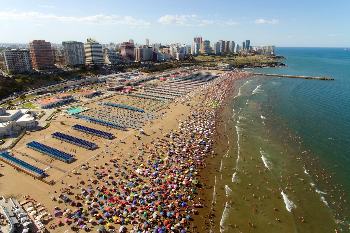 En fotos. Impresionantes vistas de las playa de Mar del Plata con el drone de LA NACION