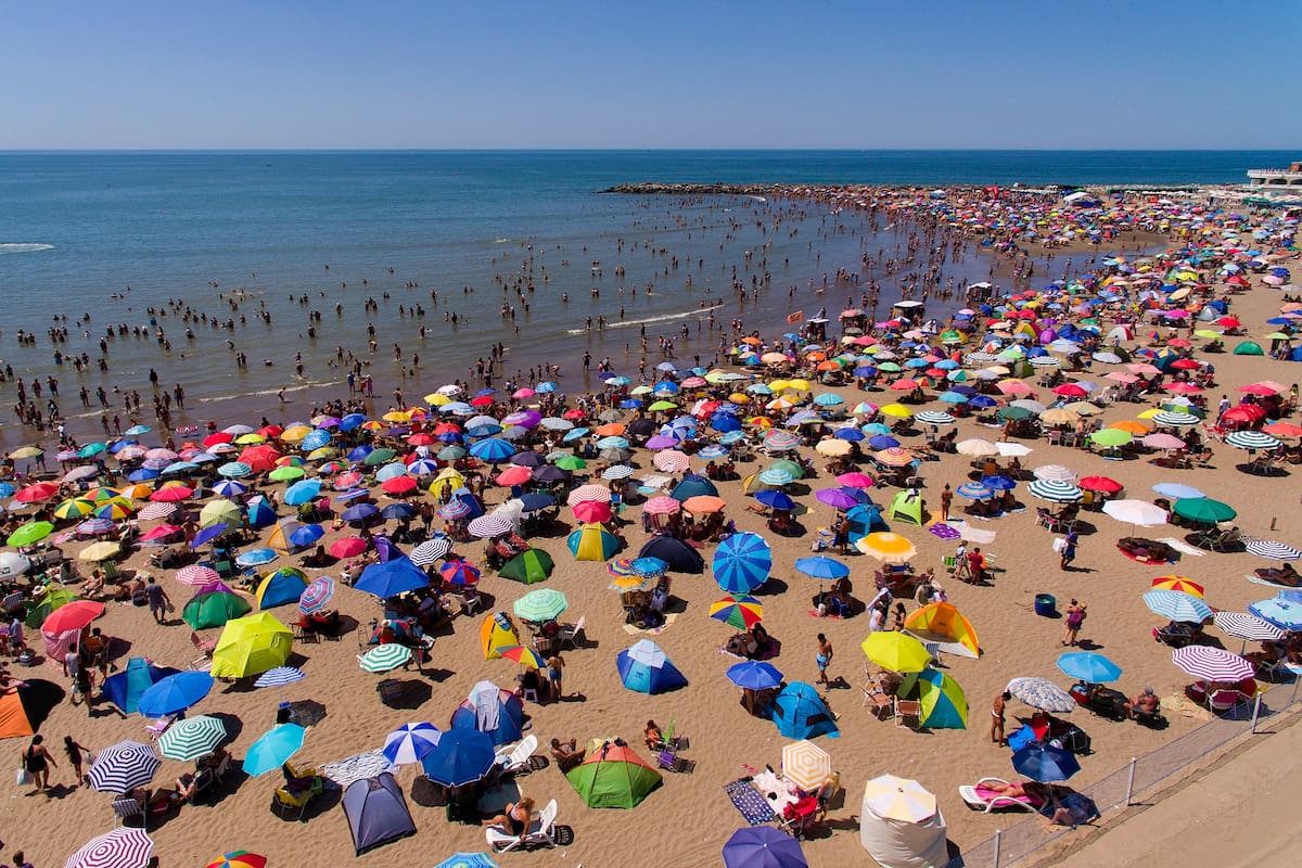 En fotos. Impresionantes vistas de las playa de Mar del Plata con el drone de LA NACION