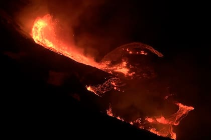 En fotos: nueva erupción del volcán Kilauea en Hawái