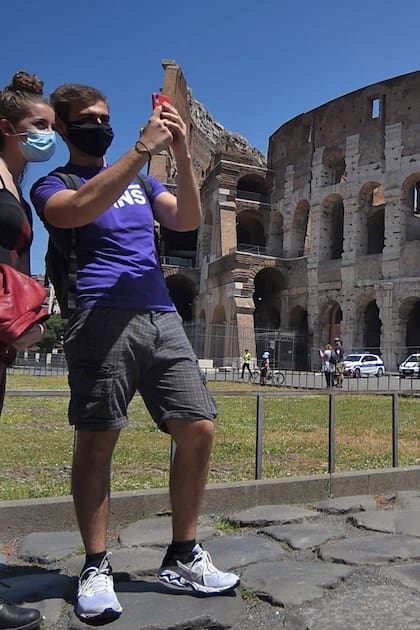 En fotos: reabre el Coliseo romano bajo estrictas normas de seguridad