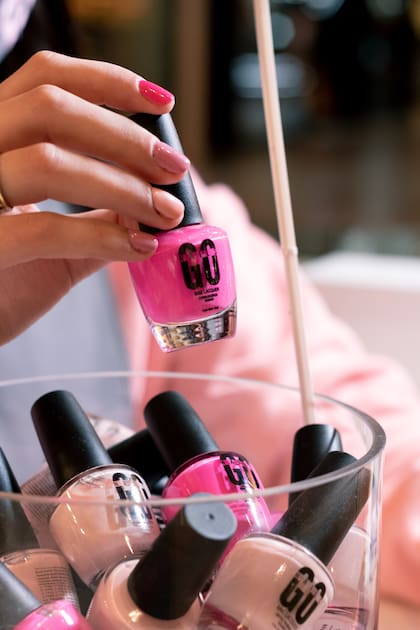 En GoNails son expertos en nail art y cuentan con los más diversos colores.