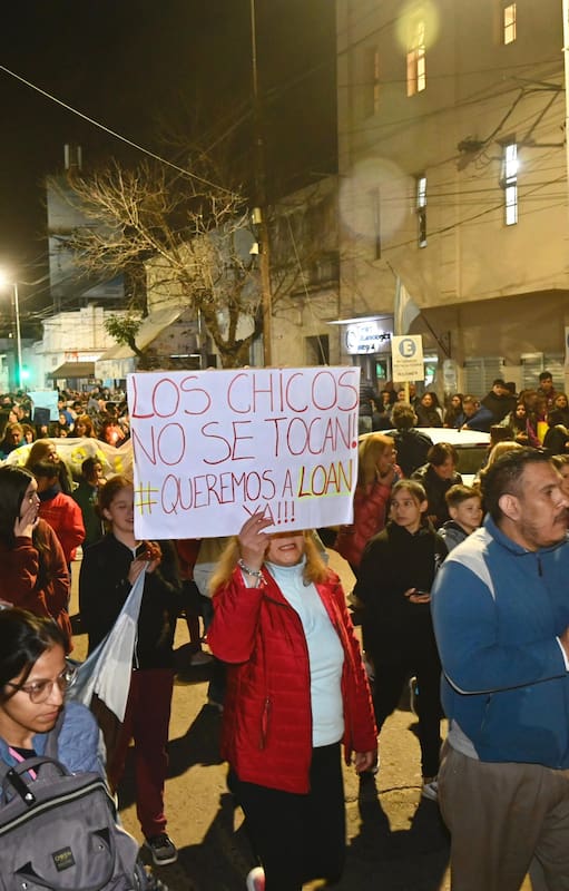En GOya, los vecinos marcharon en pedido de la aparición de Loan