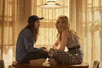 En Historias de San Francisco, la showrunner Lauren Morelli revive una historia con un enfoque mucho más queer que el de la miniserie de 1993