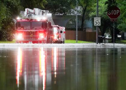 En Houston, la tormenta pordría llevar a la acumulación de agua en las calles