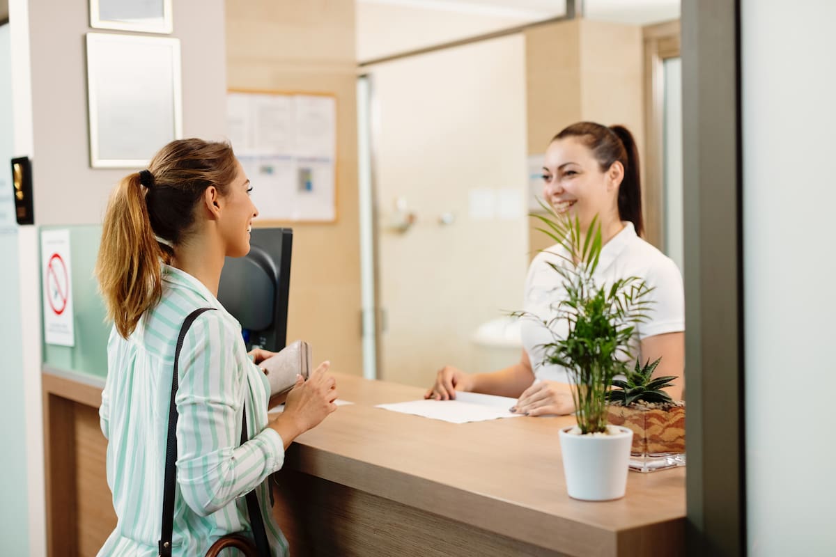 En Illinois existen múltiples oportunidades de empleo para personas bilingües