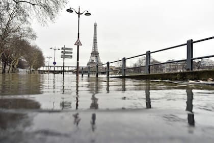En imágenes, París bajo el agua por el desborde del Sena