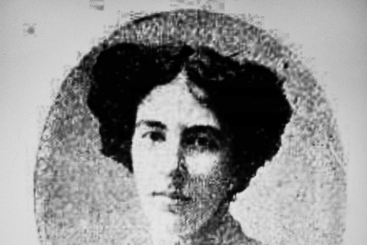 En Impresiones de viajes se recopilan las crónicas de sus viajes por el país durante las primeras décadas del siglo XX