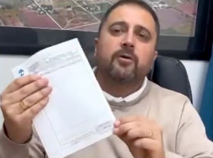En julio pasado, Giordano quedó en el centro de una discusión por su salario como intendente y frente a los cuestionamientos decidió mostrar públicamente su recibo de sueldo