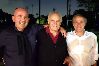 En la actualidad, Morel, con Courreges y Devoto: integraron una famosa primera línea del CASI