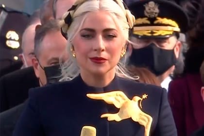 En la asunción de Joe Biden, Lady Gaga cantó el himno de los Estados Unidos