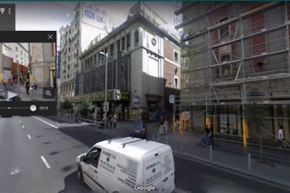En la calle Gran Vía de Madrid, donde hoy hay un mural por el 8 de marzo, en 2008 estaba todavía en pie el letrero del Palacio de la Música