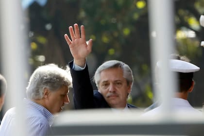 En la Casa Rosada: frenesí, reuniones de madrugada y cambios de último minuto