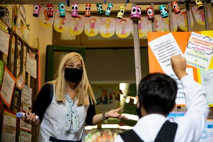 En la ciudad de Buenos Aires volverán al aula los chicos de jardín y primaria, y algunos de secundaria