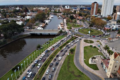 En la ciudad de Tigre la protesta se realizó con una caravana de vehículos