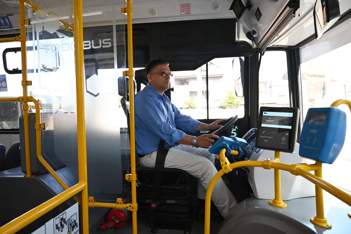 En la ciudad, tras el traspaso de los colectivos, el gobierno porteño lanzó el sistema de multipago en enero en la línea 44