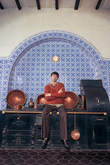 En la cocina con azulejos portugueses, uno de los espacios de la la casona que Susana Bombal, la tía bisabuela de Iñaki, se ocupó de restaurar