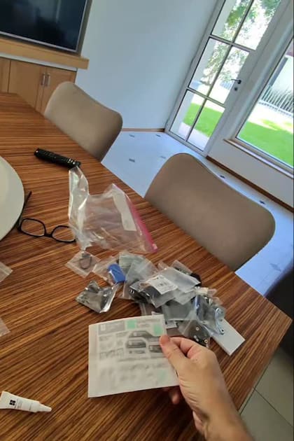 En la cocina predominan los colores claros, con el blanco como protagonista