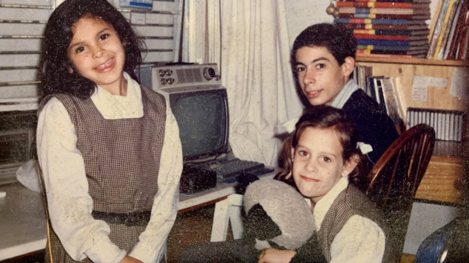 En la computadora antigua que sus padres le habían regalado para Navidad, Julio Ardita se infiltró en las bases de datos del Pentágono, la CIA y el FBI a los 21 años, mientras estudiaba la universidad en la Ciudad de Buenos Aires