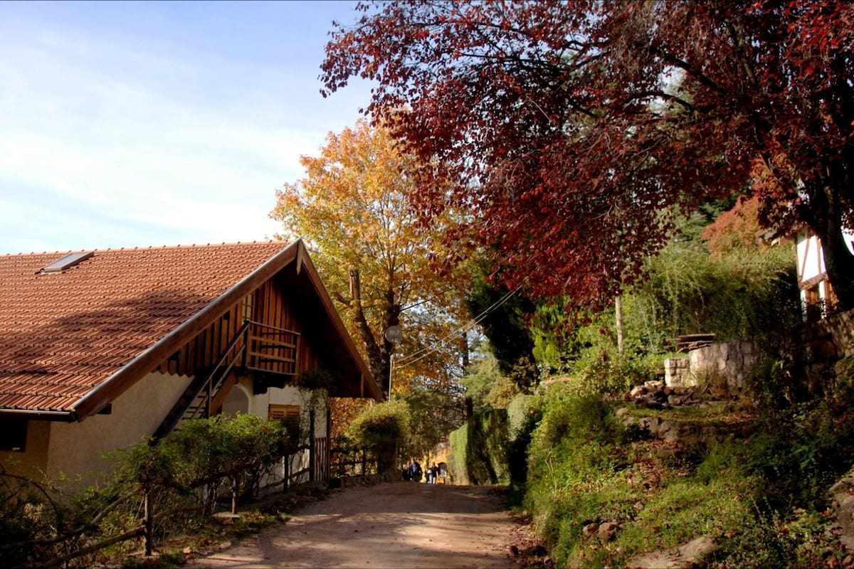 En la cumbrecita discuten hoy si deberán limitar el ingreso de turistas