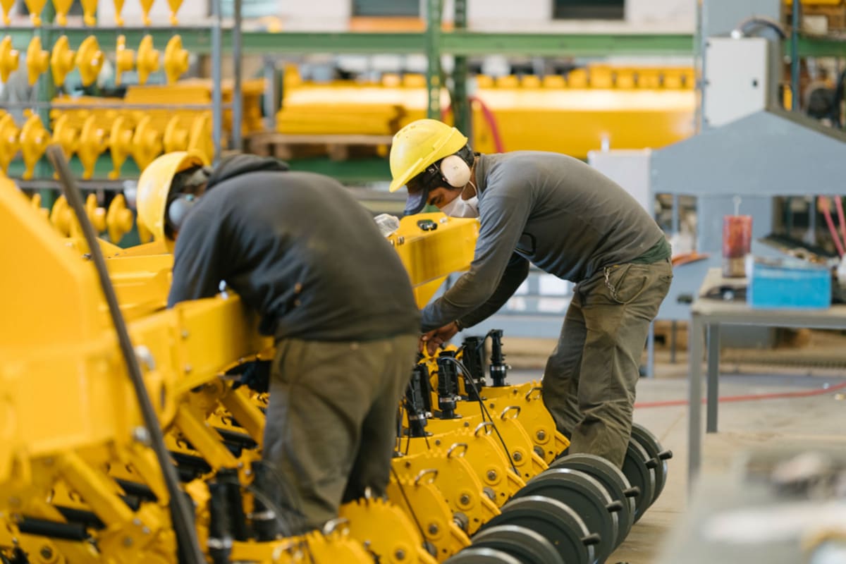 En la fábrica de sembradoras Agrometal sumaron 60 empleados en lo que va del año