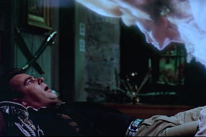 En la ficción, Dan Aykroyd ha interpretado varias escenas paranormales sin embargo, en su vida real no se queda atrás. El actor tuvo una experiencia cercana con un ovni en Montreal, Canadá