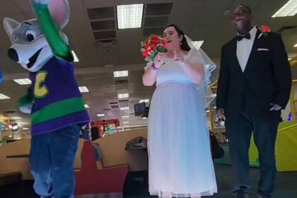 En la fiesta no faltó nada: juegos, baile, deliciosas pizzas con “salchichas sospechosas” y todos los invitados regresaron a casa con recuerdos memorables (TikTok)