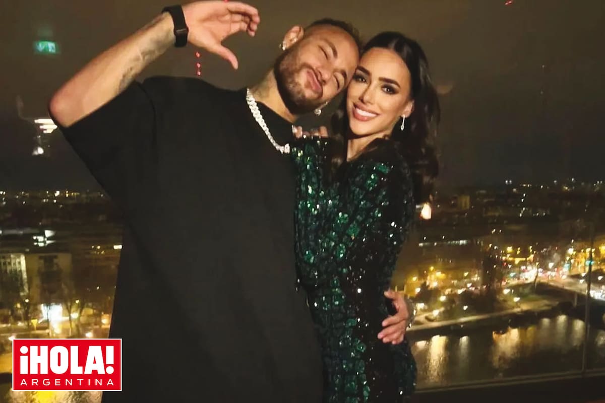 En la fiesta, se confirmó, además, que el jugador y la modelo Bruna Biancardi están juntos otra vez. “Feliz cumpleaños, lindo (...). Que Dios siga blindando nuestra relación. Te amoooo”, escribió ella en su cuenta de Instagram (entre sus más de 2 millones de seguidores está Antonela Rocuzzo). El primero en responder su texto fue Neymar, también con un "Te amo" y un corazón.