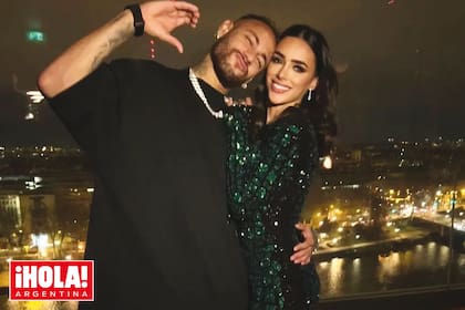 En la fiesta, se confirmó, además, que el jugador y la modelo Bruna Biancardi están juntos otra vez. “Feliz cumpleaños, lindo (...). Que Dios siga blindando nuestra relación. Te amoooo”, escribió ella en su cuenta de Instagram (entre sus más de 2 millones de seguidores está Antonela Rocuzzo). El primero en responder su texto fue Neymar, también con un "Te amo" y un corazón.