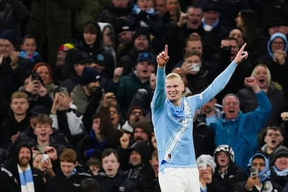 En la goleada de Manchester City sobre West Ham, Erling Haaland anotó dos tantos y superó una marca de Cristiano Ronaldo en la Premier League.