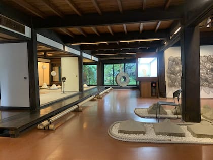 En la gran planta baja arranca la exposición de obras.