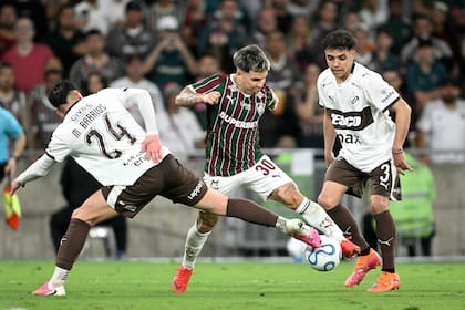 A qué hora juega Platense y Fluminense y qué canal lo transmite en vivo
