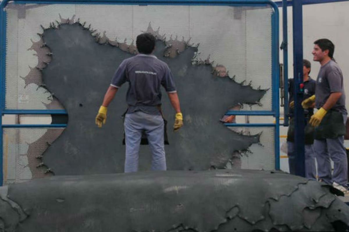 En la industria frigorífica alertan que las curtiembres no están retirando los cueros