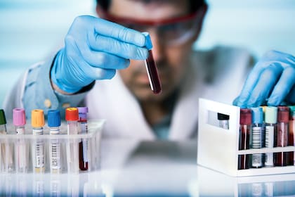 En la investigación, que se publicó en la revista New England Journal of Medicine, se compararon los genes de miles de pacientes en Europa